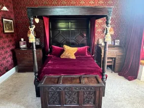 Kendal - Gothic Hall - Luxury Rooms or Apartment - Image 2