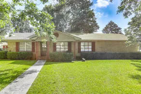 1 Mi to Dtwn Waycross: Home w/ Furnished Porch - Image 2