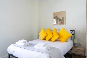 GuestReady - A cosy retreat with terrace in Dublin - Image 2