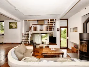 Casa con giardino, piscina e barbecue - Image 2