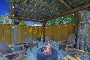 4BD/2BA Bohemian x Southern Getaway w Pool+Cinema - Image 5