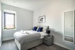 Smart 2 BR Apt in Crosby Road, Waterloo, Liverpool - Image 2