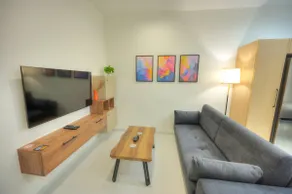 Britannia Suites, charming 2 bedroom flat JCAS2 - Image 2