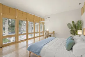 Hidden Gem, Pool, Steps to Beach and St Armands - Image 3