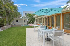 Hidden Gem, Pool, Steps to Beach and St Armands - Image 5