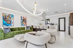 Cozy & Modern Coral Gables Holiday Oasis W pool - Image 2