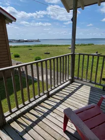 Hunts Point 2-BR Coastal Retreat - Cottage # 4 - Image 2