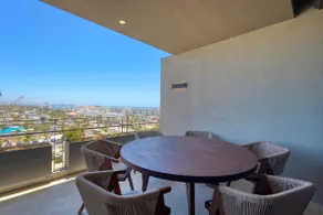 Punto Nima: Panoramic PH with Private Terrace - Image 3