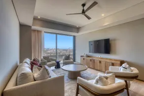 Punto Nima: Panoramic PH with Private Terrace - Image 2
