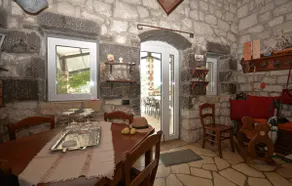 Stunning Home In Monterosso Almo - Image 5
