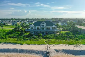 Beachfront Estate | Sleeps 14 | Panoramic Views - Image 5