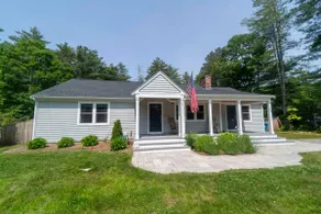 Recently renovated 3-bedroom - Image 2