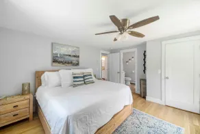 Recently renovated 3-bedroom - Image 3