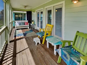 Gulf Coast Getaway - Image 2