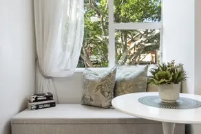 Stylish Studio with Rooftop Harbour Views - Image 5