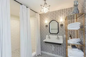 The Covey: Luxury Woodland Farm Retreat - Image 3