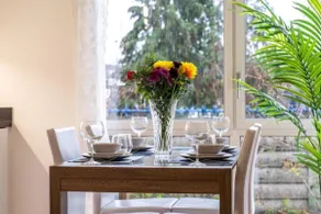 LuxuryStayLong-Sleeps6-FreeParking-FreeGym-Terrace - Image 3