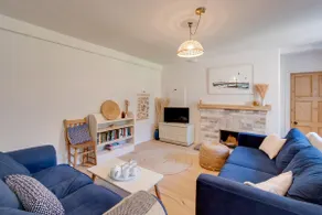 2 Bed in Holt (oc-t24825) - Image 2