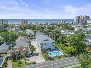 Stylish Beach Condo for 4 – Summer Times 8 - Image 5