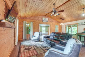Pond & Fire Pit: Charming Log Cabin Near Blue Rock - Image 4