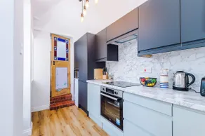 Cozy 3-Bed Home by 53 Degrees Property, Perfect for Business & Groups! - Image 5