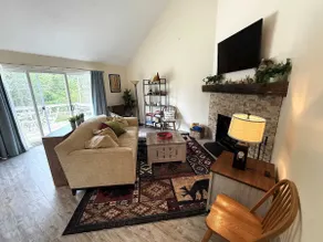 2 BR Jiminy Peak w Mountain View Sleeps 7 Gorgeous - Image 2