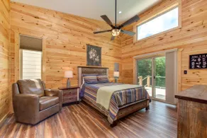 Mountain Retreat w/Private Indoor Pool, Hot Tub, - Image 4