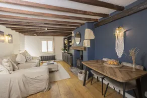 The Rabbit Hole: Cosy Cotswolds Getaway - Image 5