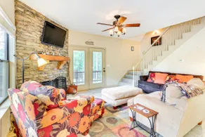 Pickwick Lake Cabin w/ Private Marina Access - Image 3