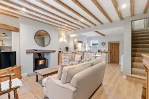 Period Cottage Gargrave - Image 2