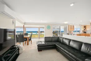 Surfside Solace - Image 3