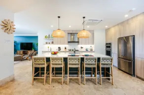 Oceanfront Condo -Pool, Hot Tub, Private Deck &BBQ - Image 4