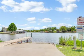 Stylish Casita w/Game Room, Near Lake LBJ Access - Image 5