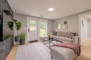 Suite 1482 - Image 2