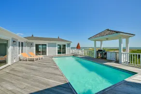 Waterfront Westhampton Haven: Private Beach - Image 2