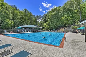 10 Mi to Dtwn: Home w/ Spacious Patio in Ellijay! - Image 2