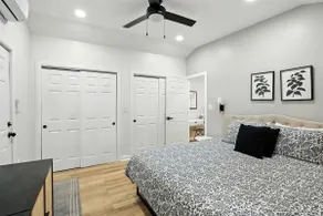Beacons' Nest, Valpo U, Downtown & Dunes - Image 4