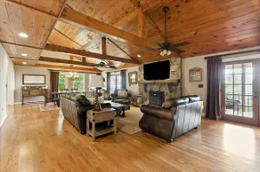 Mt Alto Chalet Retreat~ Mountain + Sunrise Views - Image 5