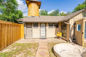 Charming 1-Bedroom–Perfect 4 Relaxation/Adventure - Image 4