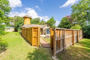 Charming 1-Bedroom–Perfect 4 Relaxation/Adventure - Image 3