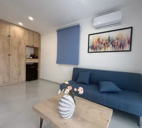 Stunning 1 bedroom bungalow with pool and mountain - Image 4