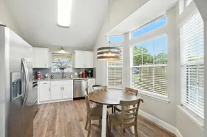 Sea Horse Cove: Fully Fenced, Kid and Pet Friendly - Image 3