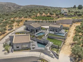 Secluded Villa W Private Pool, Children Play Area, Pool Table, Bbq & Sea Views - Image 3