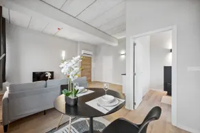 Modern 1-Bedroom Apartment with garden view - Image 2