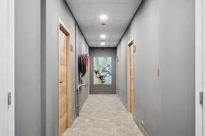 Modern 1-Bedroom Apartment with garden view - Image 4