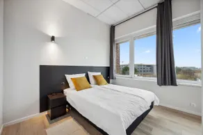 Modern 1-Bedroom Apartment with garden view - Image 3