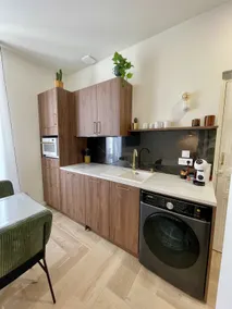Small Ultra Equipped Studio - Image 3