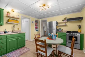Cute 1BR apt w/Pond views and Pickleball next door - Image 3