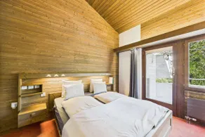 Central Saas-Fee Double Room w/ Mountain Views - Image 2