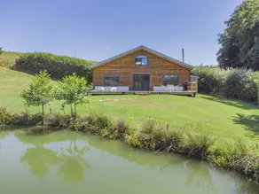 3 Bed in South Molton oc-k32694 - Image 4